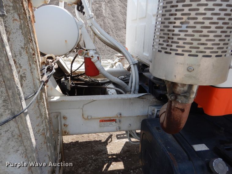 image for item FX9121 2004 Sterling L-Line ready mix truck