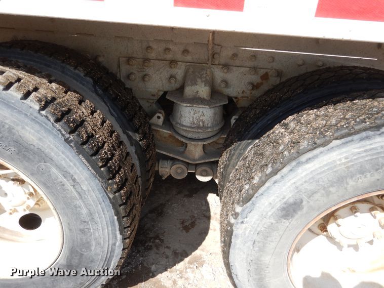 image for item FX9121 2004 Sterling L-Line ready mix truck