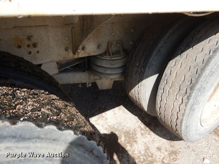 image for item FX9121 2004 Sterling L-Line ready mix truck