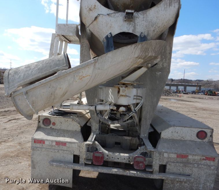 image for item FX9121 2004 Sterling L-Line ready mix truck