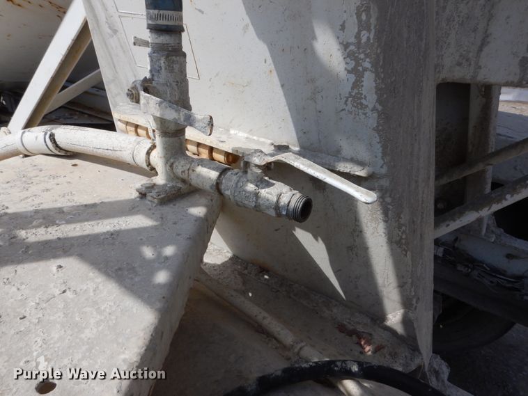 image for item FX9121 2004 Sterling L-Line ready mix truck