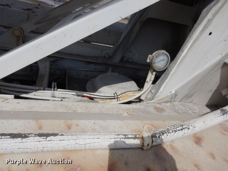 image for item FX9121 2004 Sterling L-Line ready mix truck