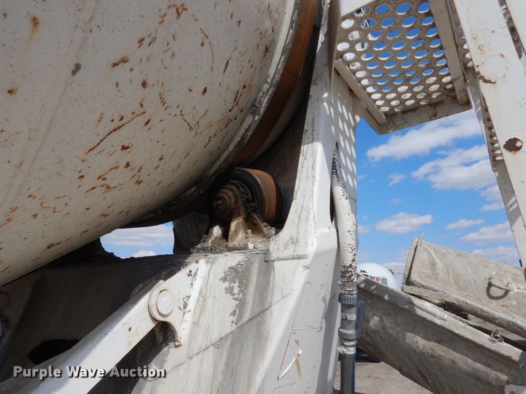 image for item FX9121 2004 Sterling L-Line ready mix truck