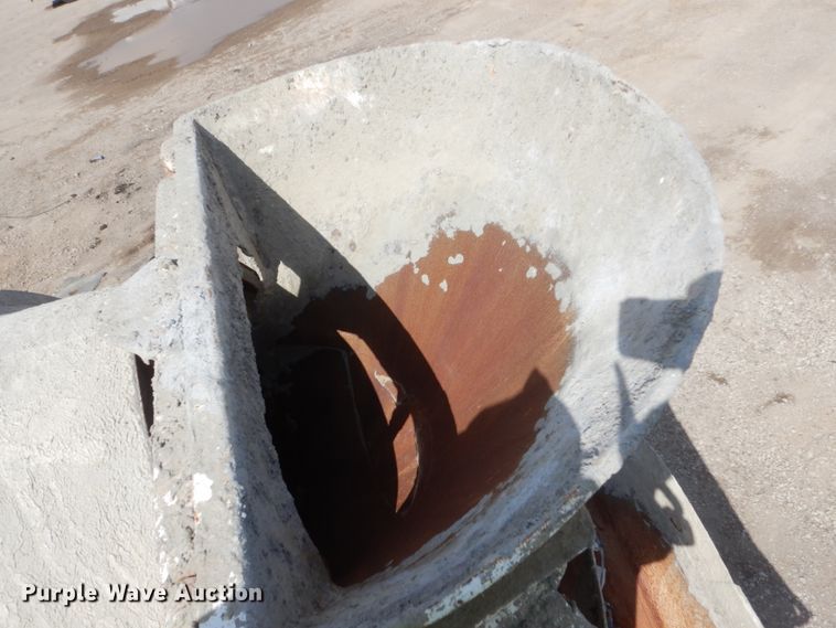 image for item FX9121 2004 Sterling L-Line ready mix truck