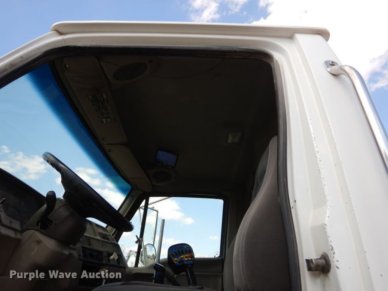 image for item FX9121 2004 Sterling L-Line ready mix truck