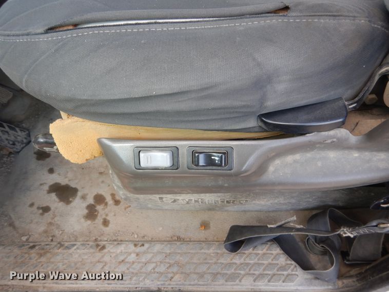 image for item FX9121 2004 Sterling L-Line ready mix truck