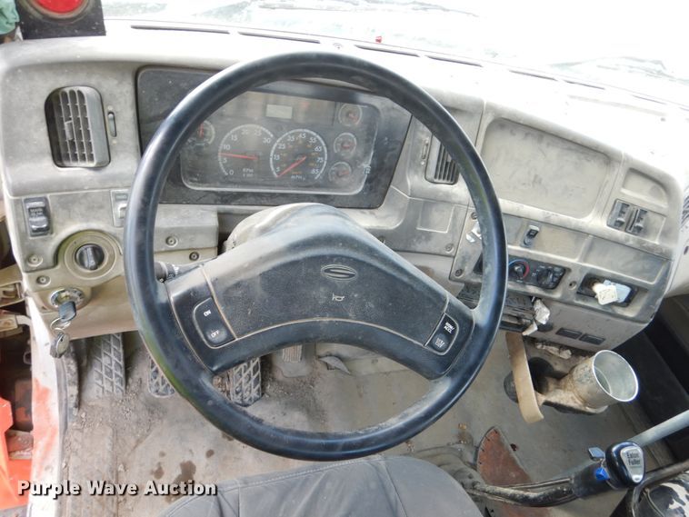 image for item FX9121 2004 Sterling L-Line ready mix truck