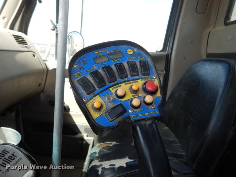 image for item FX9121 2004 Sterling L-Line ready mix truck