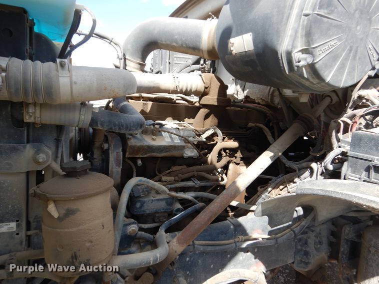 image for item FX9121 2004 Sterling L-Line ready mix truck