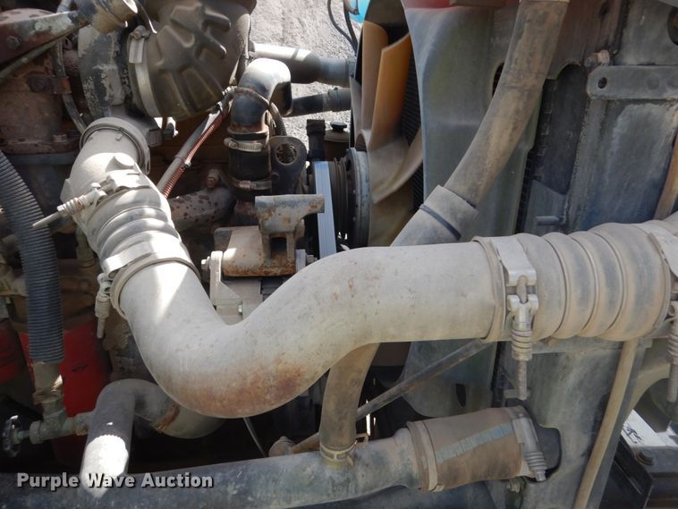 image for item FX9121 2004 Sterling L-Line ready mix truck