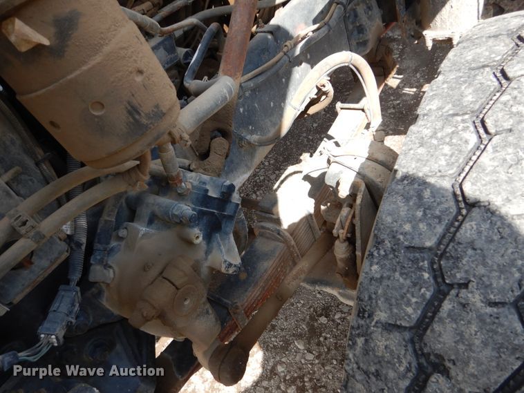 image for item FX9121 2004 Sterling L-Line ready mix truck