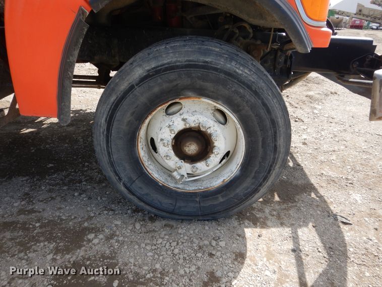 image for item FX9121 2004 Sterling L-Line ready mix truck