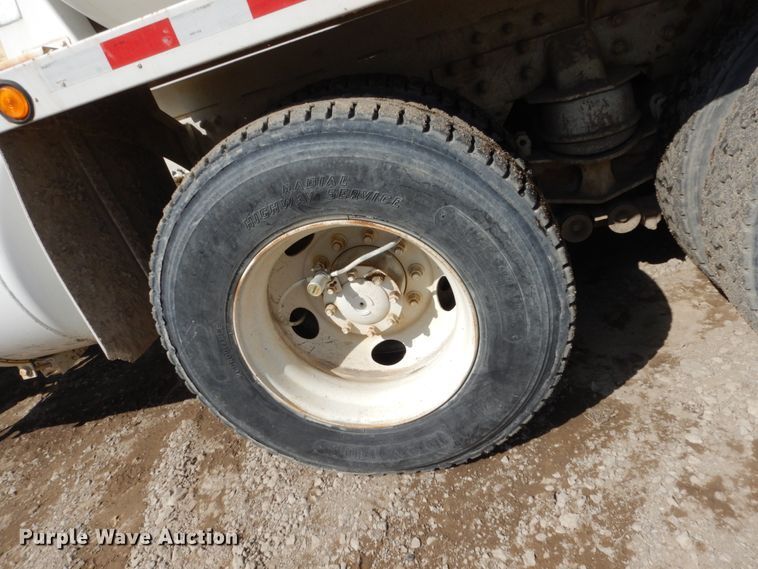 image for item FX9121 2004 Sterling L-Line ready mix truck