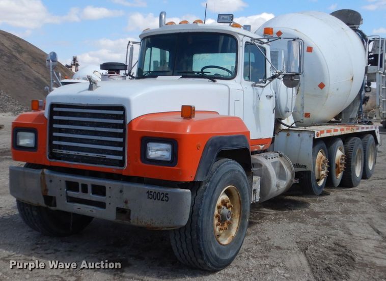 image for item FX9123 1997 Mack RD ready mix truck