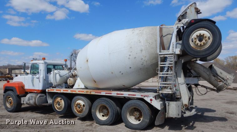 image for item FX9123 1997 Mack RD ready mix truck
