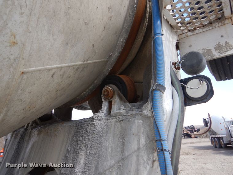 image for item FX9123 1997 Mack RD ready mix truck