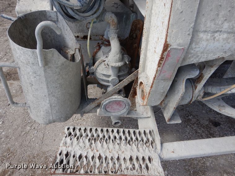 image for item FX9123 1997 Mack RD ready mix truck