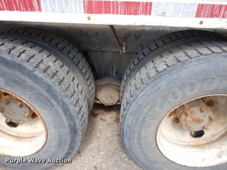 image for item FX9123 1997 Mack RD ready mix truck