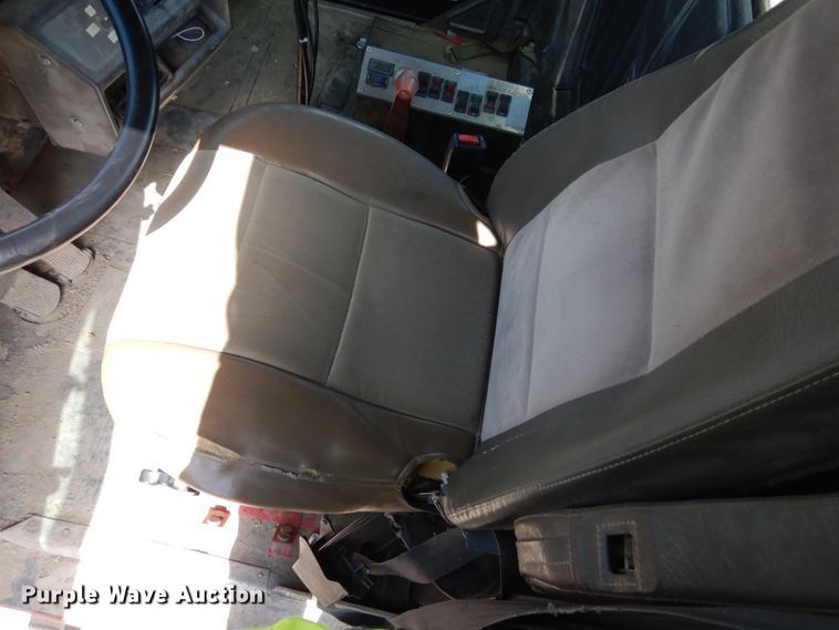 image for item FX9123 1997 Mack RD ready mix truck