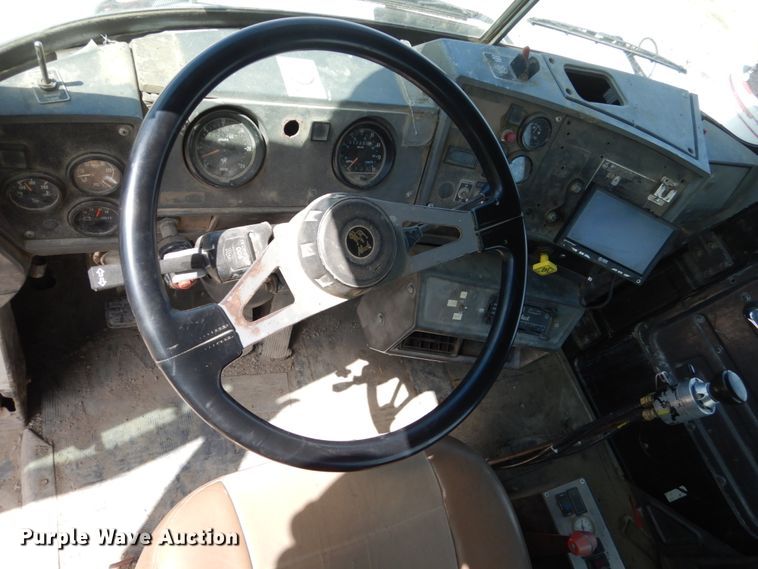 image for item FX9123 1997 Mack RD ready mix truck