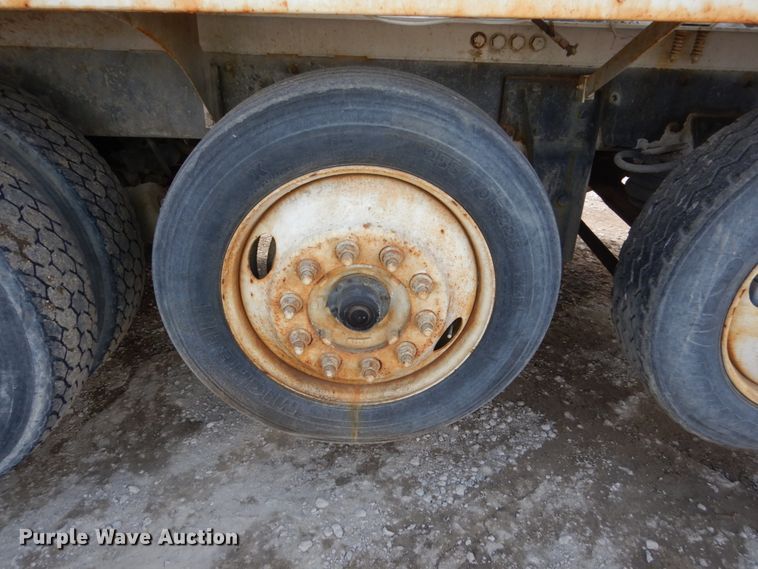 image for item FX9123 1997 Mack RD ready mix truck