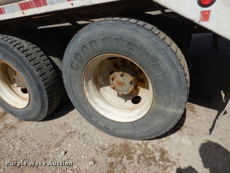 image for item FX9123 1997 Mack RD ready mix truck