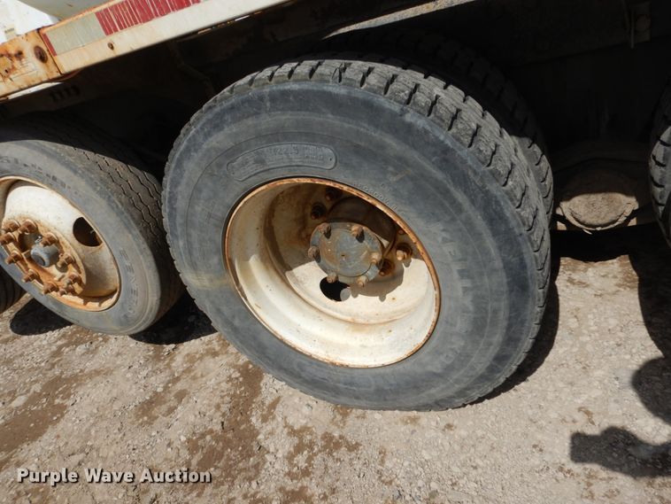 image for item FX9123 1997 Mack RD ready mix truck