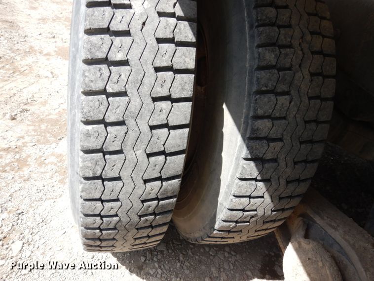 image for item FX9123 1997 Mack RD ready mix truck