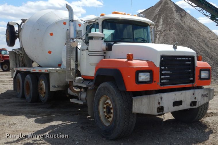 image for item FX9124 1997 Mack RD690S ready mix truck