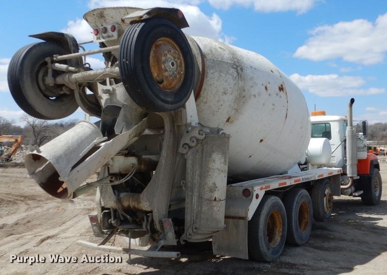 image for item FX9124 1997 Mack RD690S ready mix truck