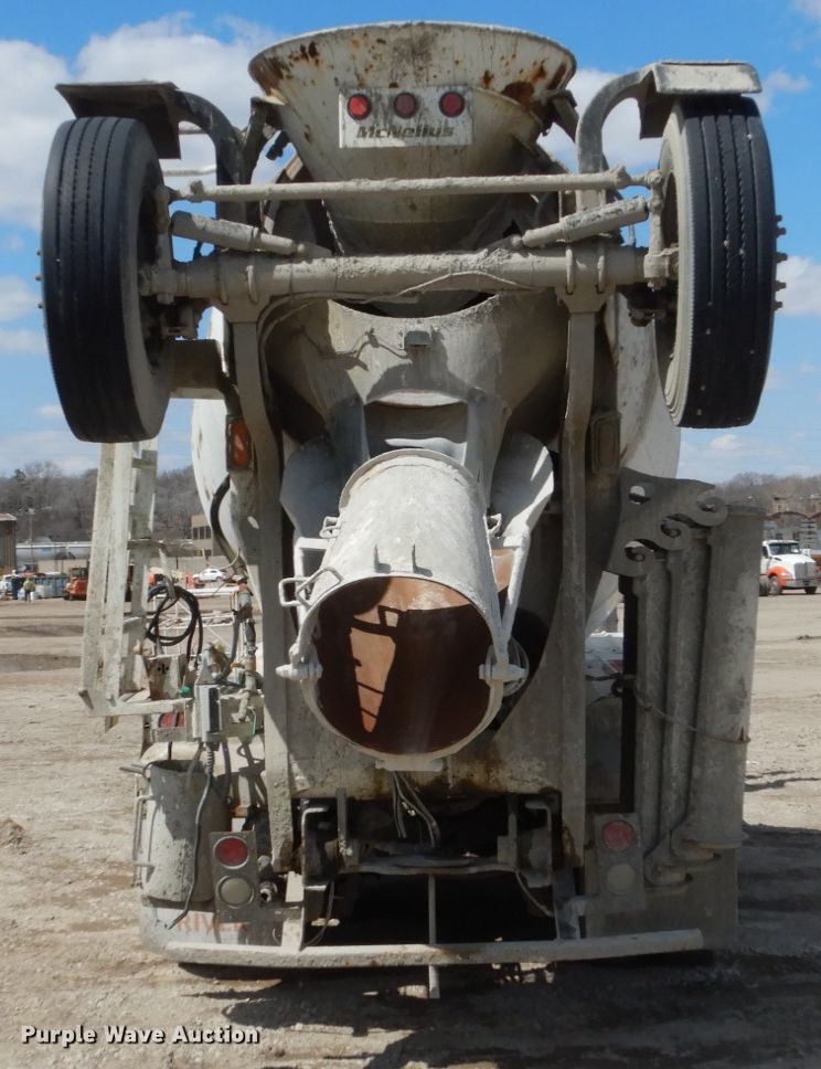 image for item FX9124 1997 Mack RD690S ready mix truck