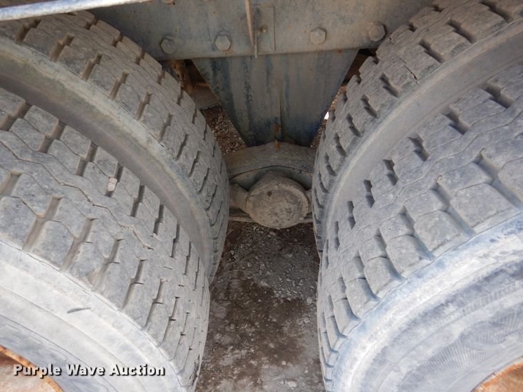 image for item FX9124 1997 Mack RD690S ready mix truck