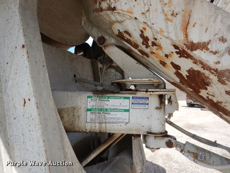 image for item FX9124 1997 Mack RD690S ready mix truck