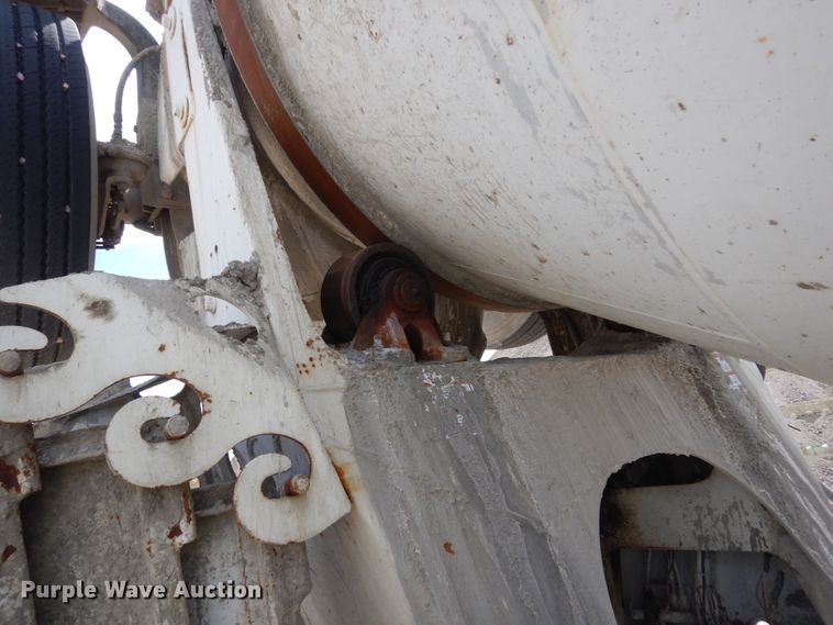 image for item FX9124 1997 Mack RD690S ready mix truck