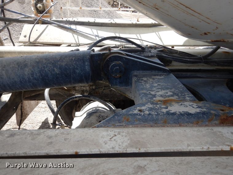 image for item FX9124 1997 Mack RD690S ready mix truck