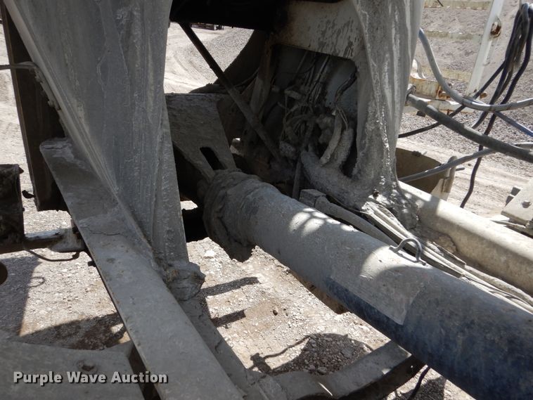 image for item FX9124 1997 Mack RD690S ready mix truck