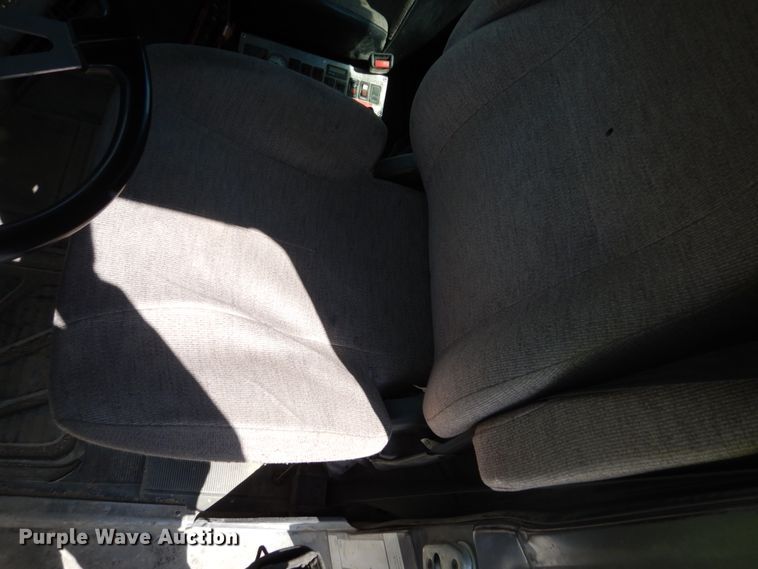 image for item FX9124 1997 Mack RD690S ready mix truck