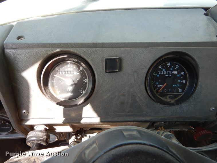 image for item FX9124 1997 Mack RD690S ready mix truck