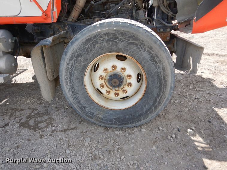 image for item FX9124 1997 Mack RD690S ready mix truck