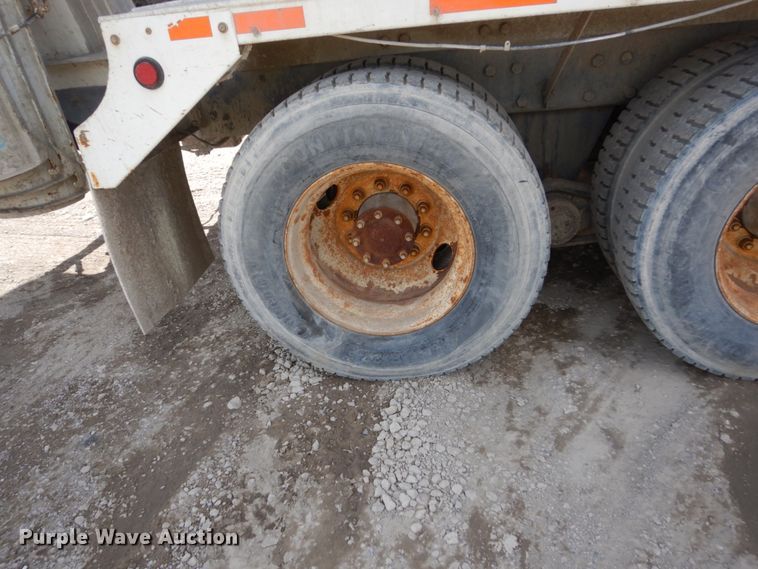 image for item FX9124 1997 Mack RD690S ready mix truck