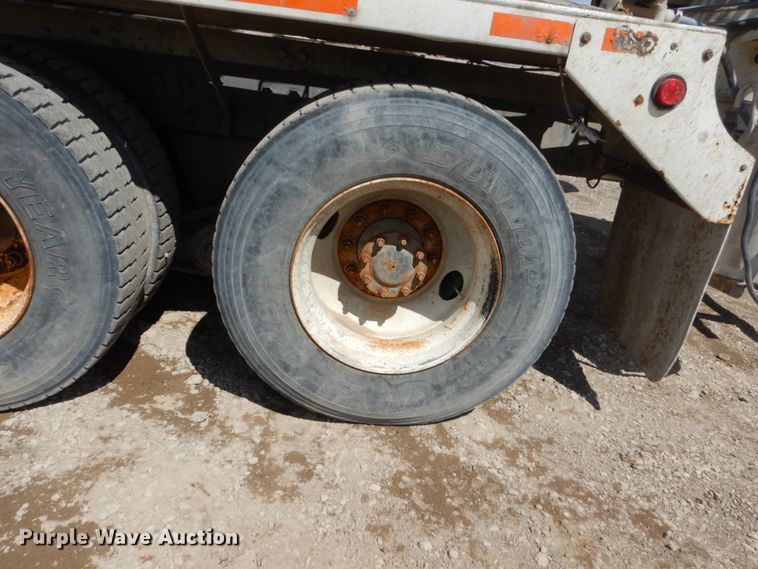 image for item FX9124 1997 Mack RD690S ready mix truck