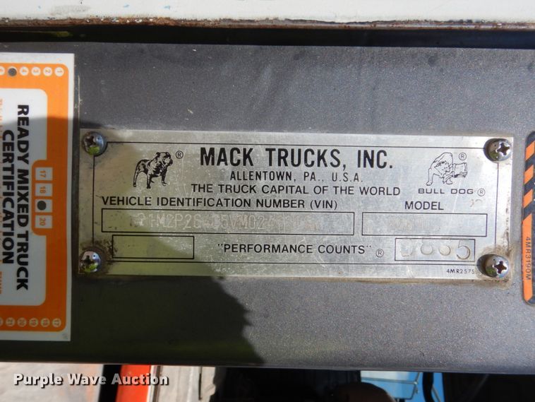 image for item FX9124 1997 Mack RD690S ready mix truck