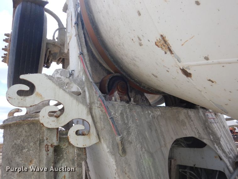 image for item FX9125 1997 Mack RD690S ready mix truck