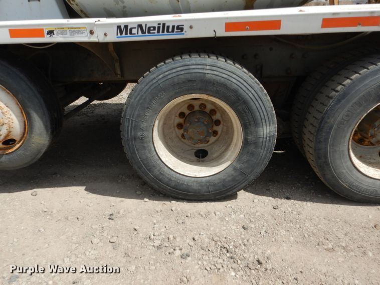 image for item FX9125 1997 Mack RD690S ready mix truck