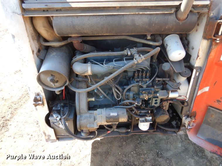 image for item FX9136 2000 Bobcat 753  skid steer loader