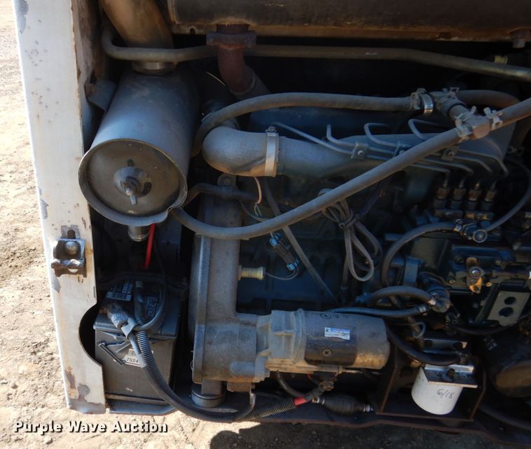 image for item FX9136 2000 Bobcat 753  skid steer loader