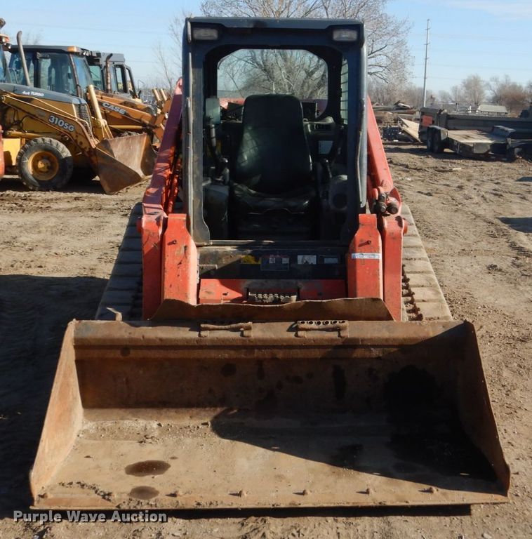 image for item FX9137 Kubota SVL90-2  tracked skid steer loader