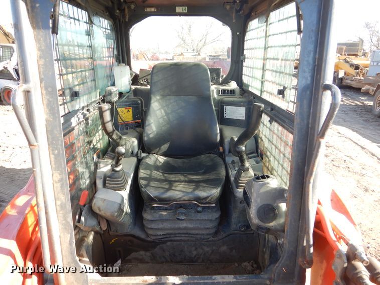 image for item FX9137 Kubota SVL90-2  tracked skid steer loader