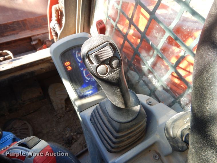 image for item FX9137 Kubota SVL90-2  tracked skid steer loader