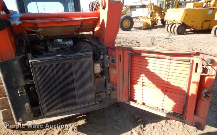 image for item FX9137 Kubota SVL90-2  tracked skid steer loader